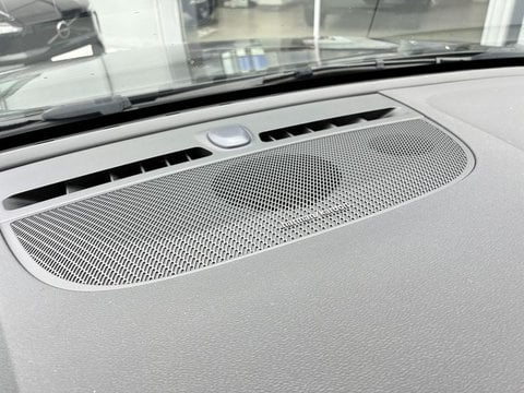Voitures D'occasion À Lescar | Volvo Xc40 B3 163 Ch Dct7 Black Edition 5P