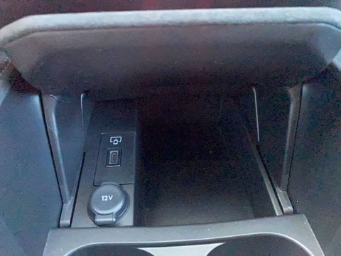 Voitures D'0Km À Mont-De-Marsan | Ds Ds 4 Bluehdi 130 Eat8 Performance Line 5P