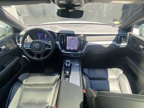 Voitures D'occasion À Labège | Volvo V60 Ii B4 Awd 197 Ch Geartronic 8 Cross Country Pro 5P