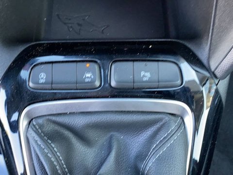 Voitures D'occasion À Toulouse | Opel Corsa 1.2 75 Ch Bvm5 Elegance Business 5P