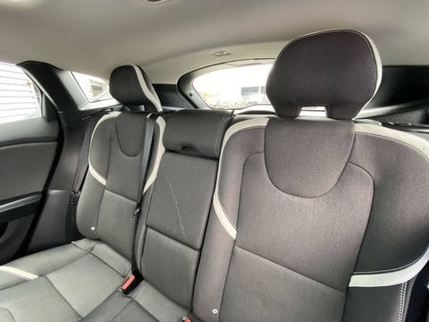 Voitures D'occasion À Lescar | Volvo V40 Ii D2 Adblue 120 Ch Momentum 5P