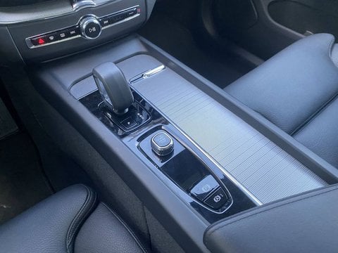 Voitures D'occasion À Toulouse | Volvo Xc60 Ii T8 Recharge Awd 310 Ch + 145 Ch Geartronic 8 Ulti...