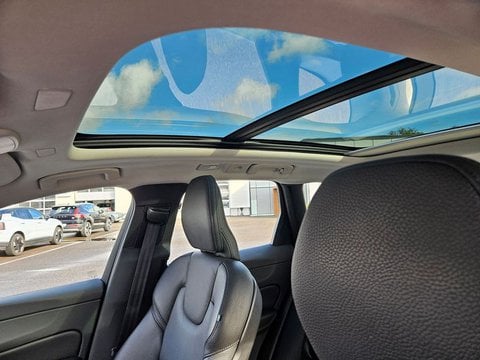 Voitures D'occasion À Saint Avit | Volvo Xc60 B4 197 Ch Geartronic 8 Plus Style Dark 5P
