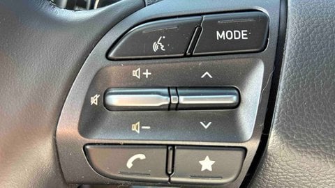 Voitures D'occasion À Villenave-D'ornon | Hyundai Kona Electrique 39 Kwh - 136 Ch Intuitive 5P