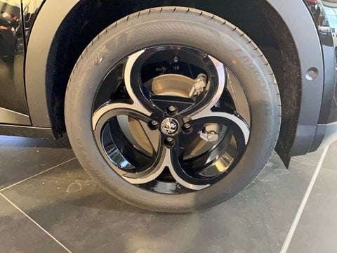 Voitures D'0Km À Toulouse | Alfa Romeo Junior Junior 1.2 Ibrida 136 Ch Edct6 Speciale 5P