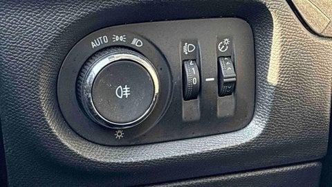 Voitures D'occasion À Toulouse | Opel Corsa 1.2 Turbo 100 Ch Bvm6 Edition 5P