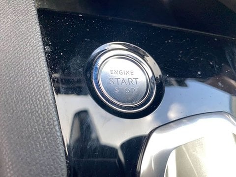 Voitures D'occasion À Muret | Peugeot 3008 Ii Puretech 130Ch S&S Eat8 Roadtrip 5P