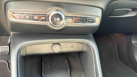 Voitures D'occasion À Lormont | Volvo Xc40 Recharge 231 Ch 1Edt Start 5P