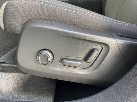 Voitures D'occasion À Labège | Volvo Xc40 B3 163 Ch Dct7 Plus 5P