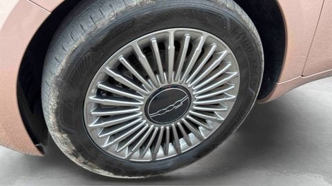 Voitures D'occasion À Mérignac | Fiat 500 Iii Electrique E 95 Ch Icône 3P