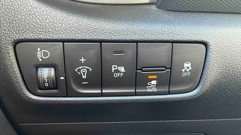 Voitures D'occasion À Villenave-D'ornon | Hyundai Kona Electrique 64 Kwh - 204 Ch Intuitive 5P