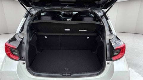 Voitures D'occasion À Lescar | Toyota Yaris Hybride 116H Collection 5P