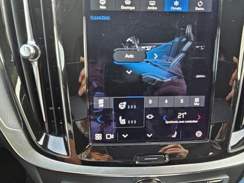 Voitures D'occasion À Saint Avit | Volvo V60 B4 197 Ch Geartronic 8 Plus 5P