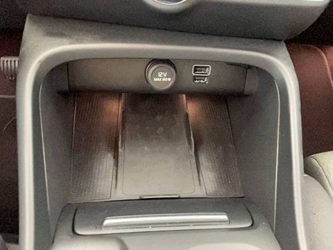Voitures D'occasion À Mérignac | Volvo Xc40 T4 Recharge 129+82 Ch Dct7 Start 5P