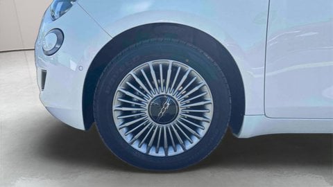 Voitures D'occasion À Villenave-D'ornon | Fiat 500 500E Berline E 95 Ch Nouvelle 3P