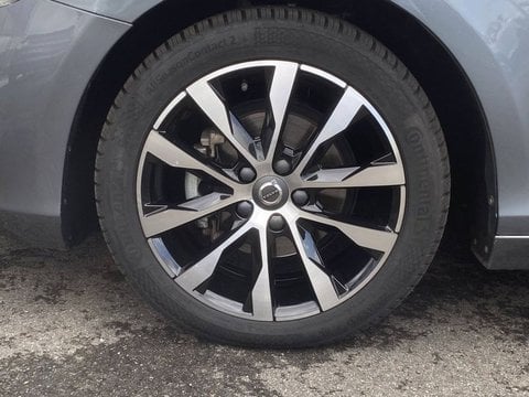 Voitures D'occasion À Lescar | Volvo V40 Ii D2 Adblue 120 Ch Momentum 5P
