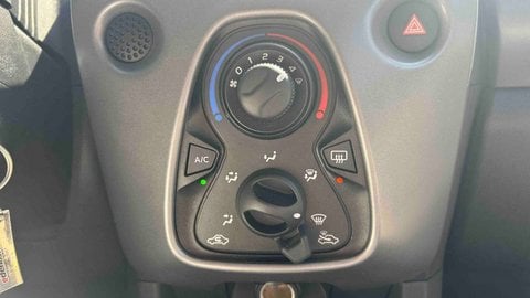 Voitures D'occasion À Muret | Toyota Aygo 1.0 Vvt-I X-Shift X-Play X-App 5P