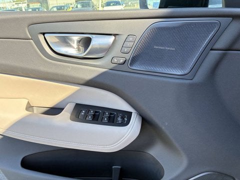 Voitures D'0Km À Lescar | Volvo Xc60 T6 Awd Hybride Rechargeable 253 Ch+145 Ch Geartronic 8 Ultr...