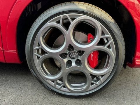 Voitures D'0Km À Toulouse | Alfa Romeo Tonale 1.5 Hybrid 160 Ch Vgt Tct7 Tributo Italiano 5P