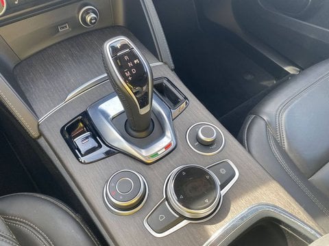 Voitures Occasion Alfa Romeo Stelvio 2.2 160 Ch At8 Ti 5P À Toulouse