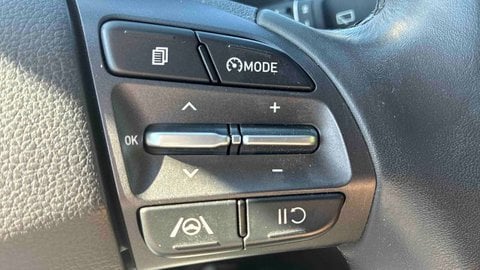 Voitures D'occasion À Villenave-D'ornon | Hyundai Kona Electrique 64 Kwh - 204 Ch Intuitive 5P