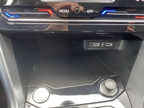 Voitures D'occasion À Lescar | Volkswagen T-Roc 1.0 Tsi 116 Start/Stop Bvm6 Vw Edition 5P