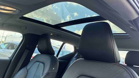 Voitures D'occasion À Lormont | Volvo Xc40 B4 197 Ch Dct7 Ultimate 5P