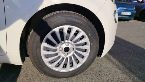 Voitures D'occasion À Villenave-D'ornon | Fiat 500 500E Berline E 95 Ch Nouvelle 3P