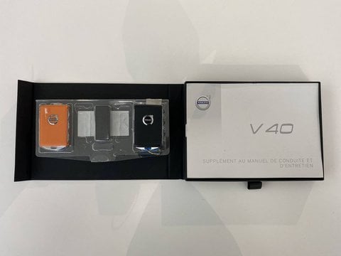 Voitures D'occasion À Lescar | Volvo V40 Ii D2 Adblue 120 Ch Momentum 5P