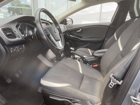 Voitures D'occasion À Lescar | Volvo V40 Ii D2 Adblue 120 Ch Momentum 5P