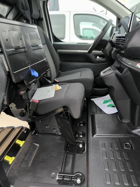 Voitures D'0Km À Toulouse | Opel Vivaro Fg Vivaro Ca Fixe Sportive Diesel 180 Ch M Automatique 4P