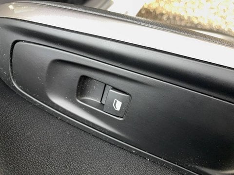 Voitures D'occasion À Muret | Opel Grandland Hybrid 225 Ch Bva8 Elegance Business 5P