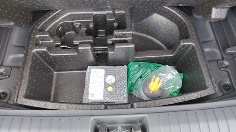 Voitures D'occasion À Villenave-D'ornon | Hyundai Kona Electrique 39 Kwh - 136 Ch Intuitive 5P