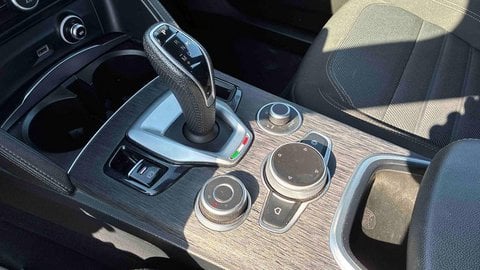 Voitures D'occasion À Toulouse | Alfa Romeo Stelvio 2.2 160 Ch At8 Super 5P