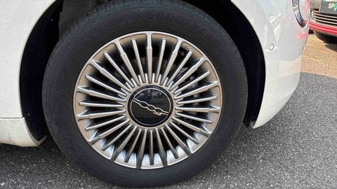 Voitures D'occasion À Dax | Fiat 500 Iii Electrique E 118 Ch Nouvelle 3P