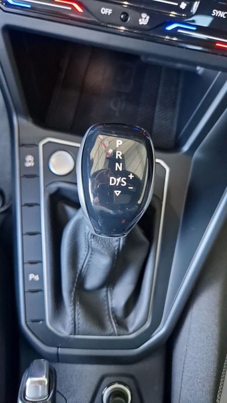 Voitures D'occasion À Tarbes | Volkswagen Taigo 1.0 Tsi 110 Dsg7 R-Line 5P