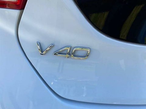 Voitures Occasion Volvo V40 Ii T2 122 Ch Geartronic 6 Signature Edition 5P À Labège