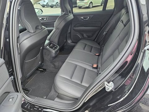 Voitures D'0Km À Saint Avit | Volvo V60 B4 197 Ch Dct7 Ultra Style Dark 4P