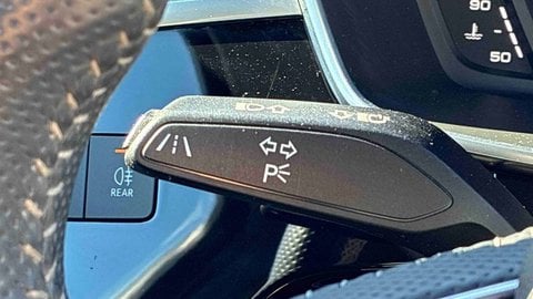 Voitures D'occasion À Toulouse | Audi Q3 35 Tfsi 150 Ch S Tronic 7 Limited 5P