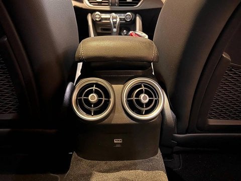 Voitures D'0Km À Toulouse | Alfa Romeo Giulia 2.2 160 Ch At8 Veloce 4P