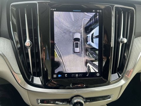 Voitures D'0Km À Toulouse | Volvo V60 B4 197 Ch Dct7 Plus Style Dark 4P