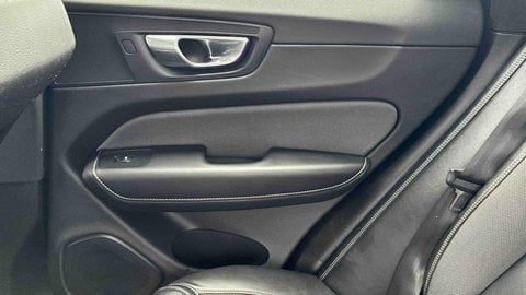 Voitures D'occasion À Lescar | Volvo Xc60 B4 (Diesel) 197 Ch Geartronic 8 R-Design 5P