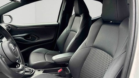 Voitures D'occasion À Lescar | Toyota Yaris Hybride 116H Collection 5P