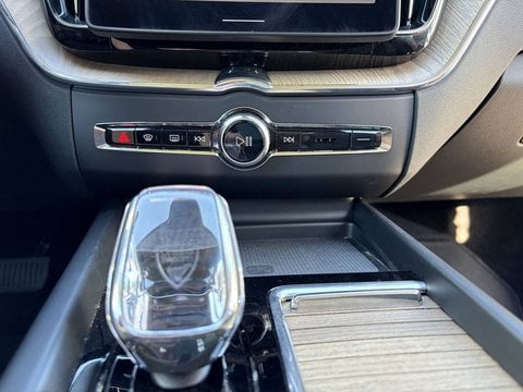 Voitures D'0Km À Labège | Volvo Xc60 T6 Awd Hybride Rechargeable 253 Ch+145 Ch Geartronic 8 Plu...