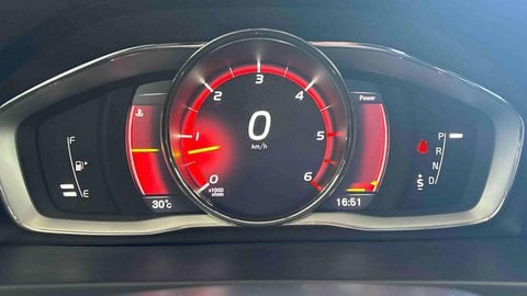 Voitures D'occasion À Labège | Volvo V60 Cross Country D4 Awd 190 Ch Geartronic 6 Summum 5P