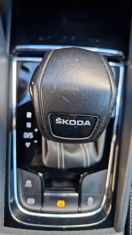 Voitures D'occasion À Tarbes | Škoda Karoq 2.0 Tdi 116 Ch Scr Dsg7 Sportline 5P
