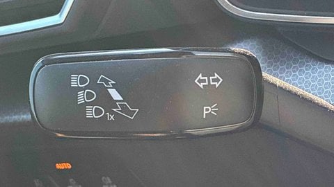 Voitures D'occasion À Le Bouscat | Seat Leon 1.5 Etsi Hybrid 115 Dsg7 Style 5P