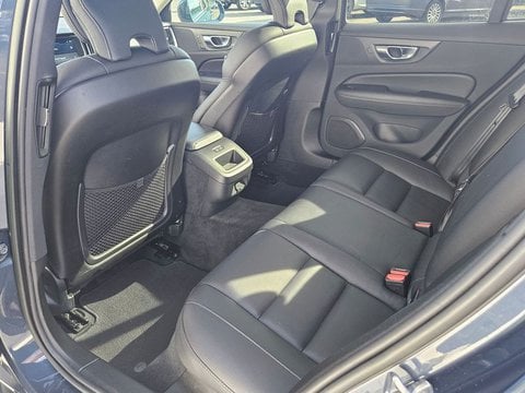 Voitures D'occasion À Saint Avit | Volvo V60 Cross Country V60 B4 Awd 197 Ch Geartronic 8 Cross ...