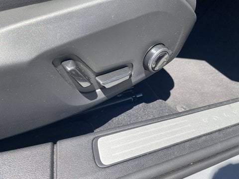 Voitures D'occasion À Labège | Volvo V60 Ii B4 Awd 197 Ch Geartronic 8 Cross Country Pro 5P
