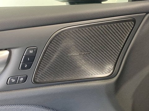Voitures D'occasion À Labège | Volvo V60 Ii B4 Awd 197 Ch Geartronic 8 Cross Country Pro 5P